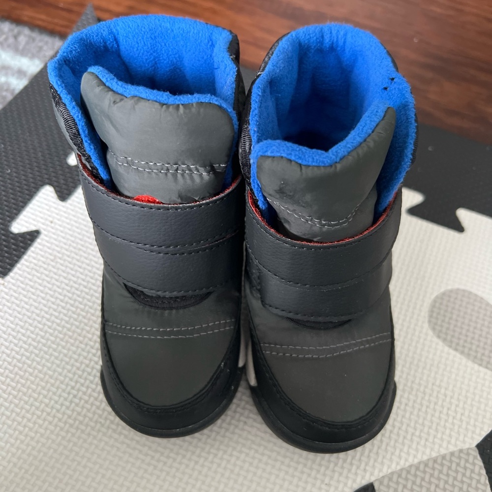 Sorel Winter Boot brand new